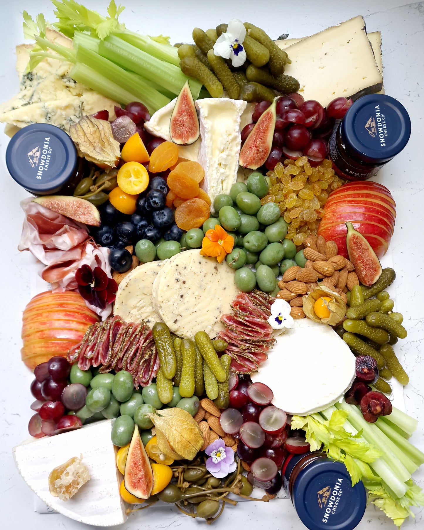 Signature British Graze Platter – Luxury Cheese & Charcuterie Board